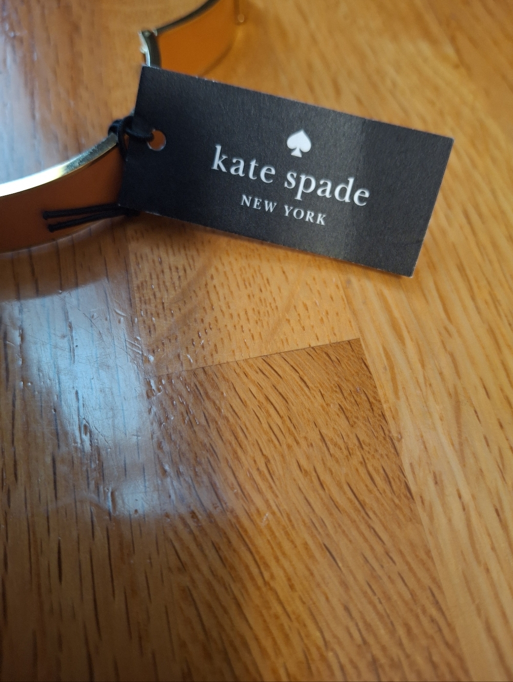 Kate Spade New York Phoebe Enamel Turnlock Bangle NWT - Picture 12 of 14